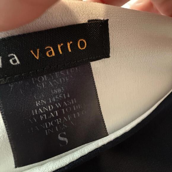 Eva Varro White Black Tunic Shirt Top Sz S Small Ocean Fish Crab Shells - Picture 2 of 10